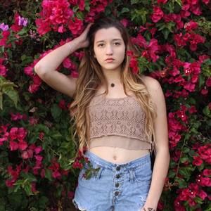 Meet your Posher, Alexis